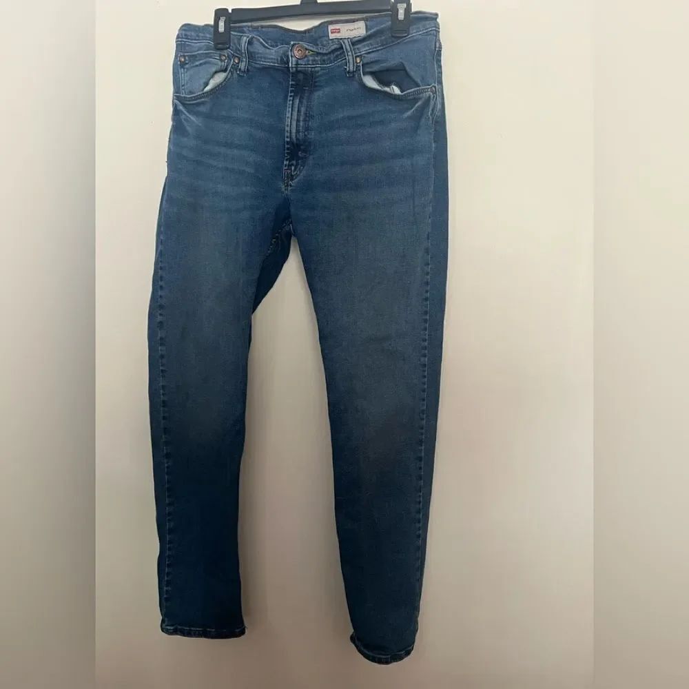 Wrangler Men's Blue Jeans